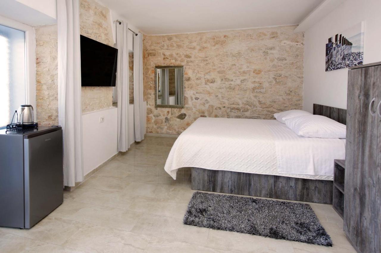 Luxory D-Rooms Вела-Лука Екстер'єр фото