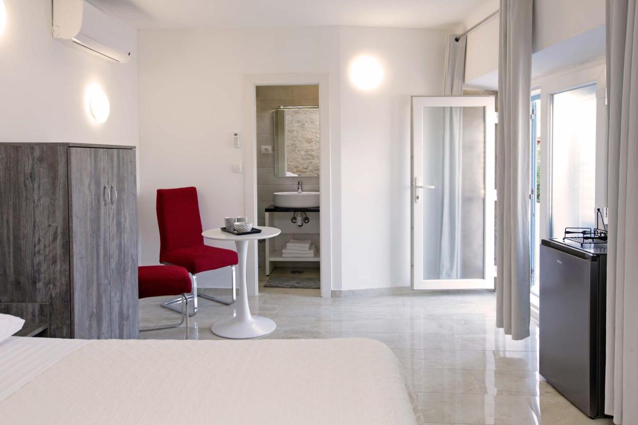 Luxory D-Rooms Вела-Лука Екстер'єр фото